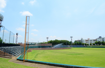 朝霞中央公園野球場